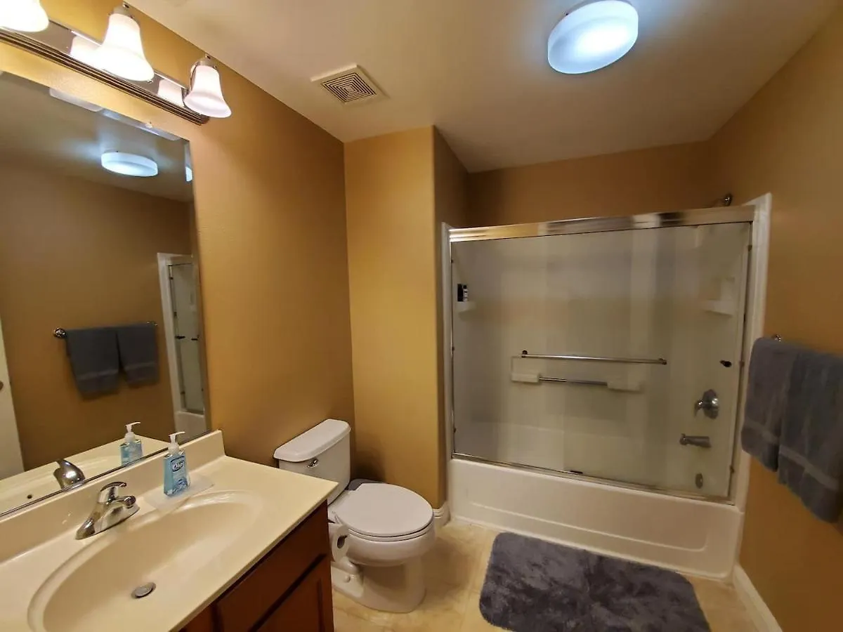 Exclusive Westlake Condo W/ Gym, Pool, Washer & Dryer In Unit & Private Garage Sacramento Aparthotel