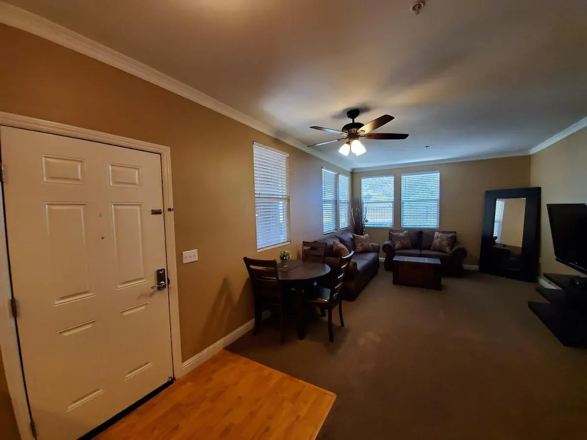 Exclusive Westlake Condo W/ Gym, Pool, Washer & Dryer In Unit & Private Garage Sacramento 0*,